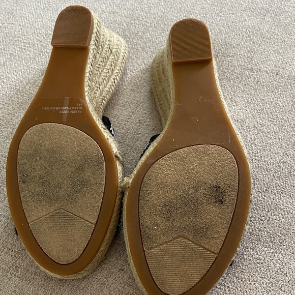 Coldwater Creek Black Wedges with White Embroidery - Picture 3 of 5